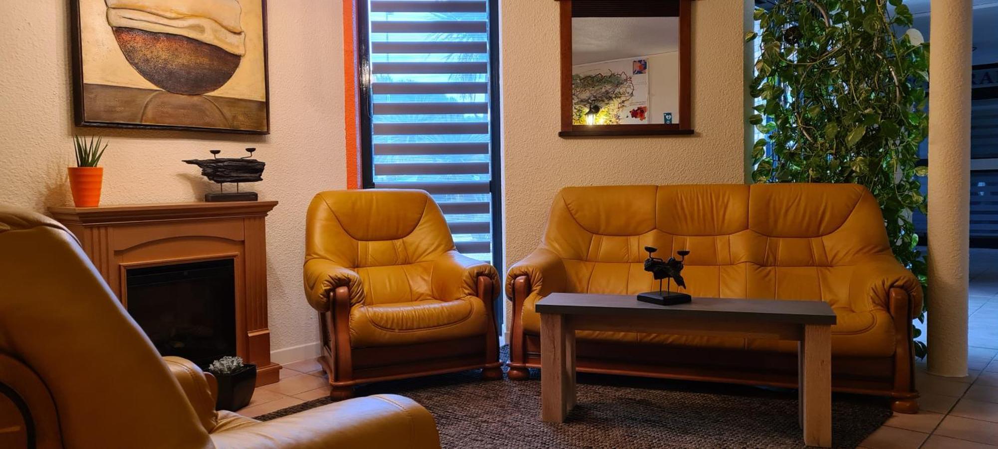 Hotel L'Etoile Aeroport - A61 Καρκασόν Εξωτερικό φωτογραφία