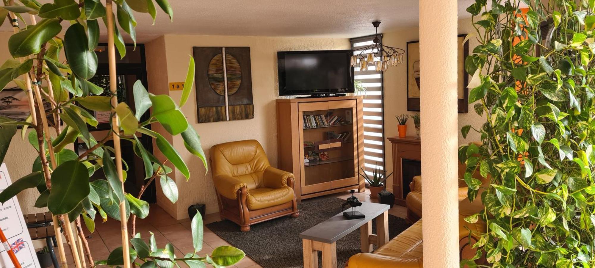 Hotel L'Etoile Aeroport - A61 Καρκασόν Εξωτερικό φωτογραφία