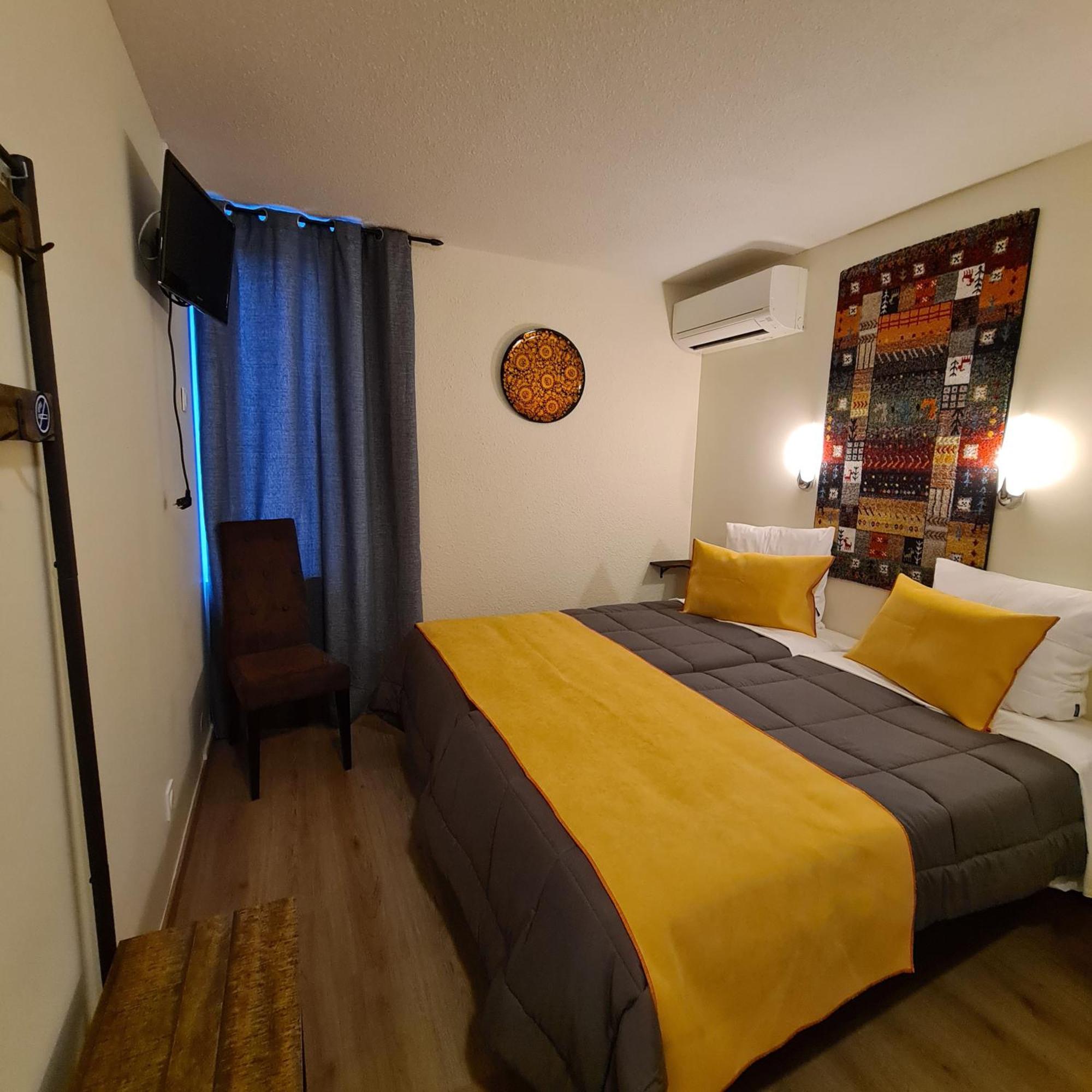 Hotel L'Etoile Aeroport - A61 Καρκασόν Εξωτερικό φωτογραφία