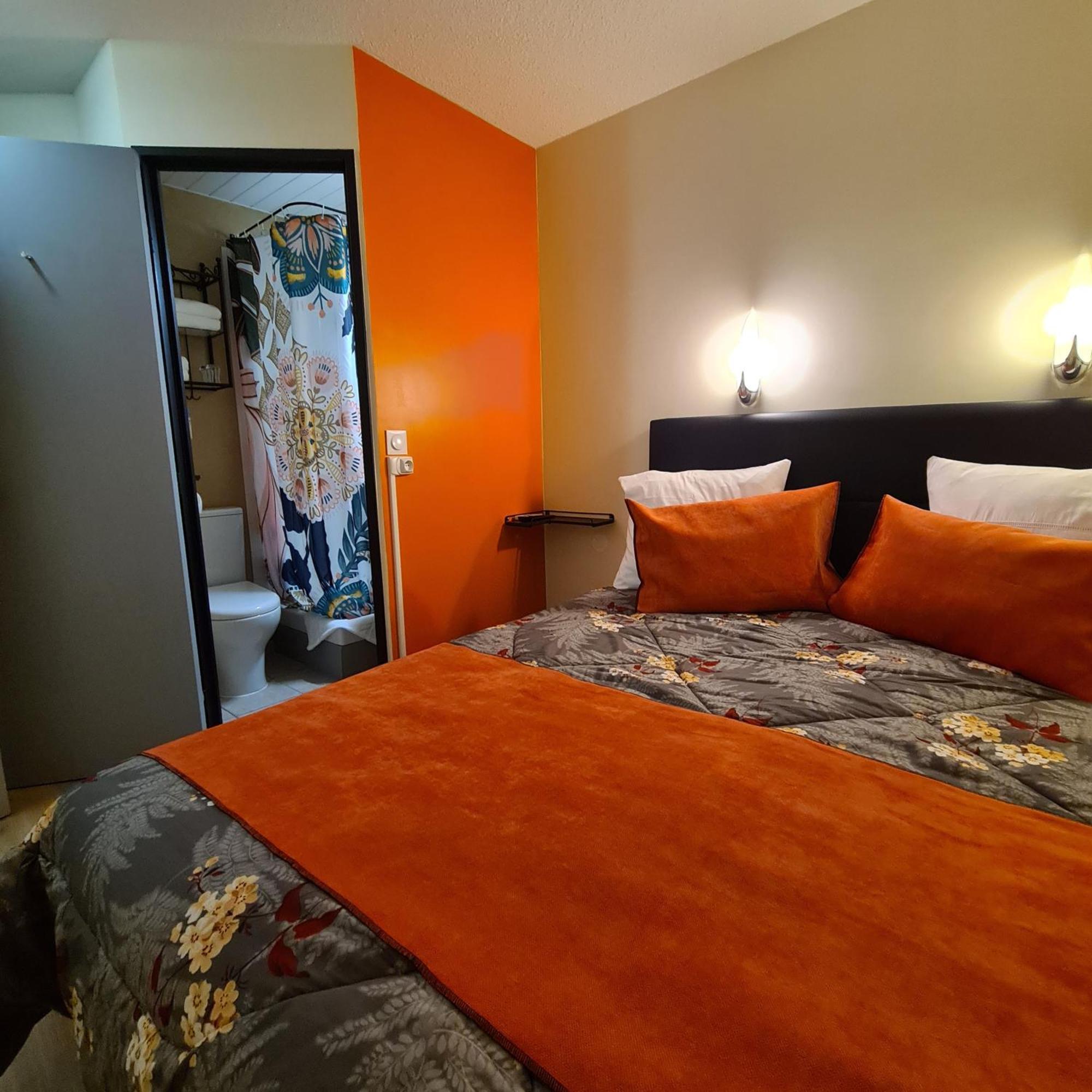 Hotel L'Etoile Aeroport - A61 Καρκασόν Εξωτερικό φωτογραφία