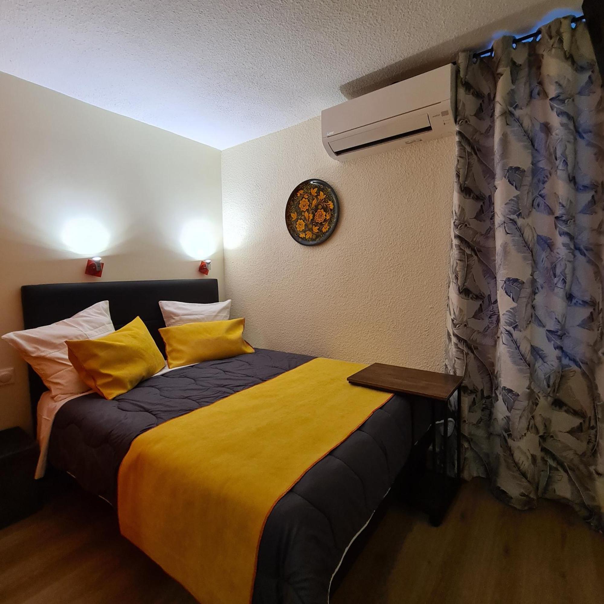 Hotel L'Etoile Aeroport - A61 Καρκασόν Εξωτερικό φωτογραφία