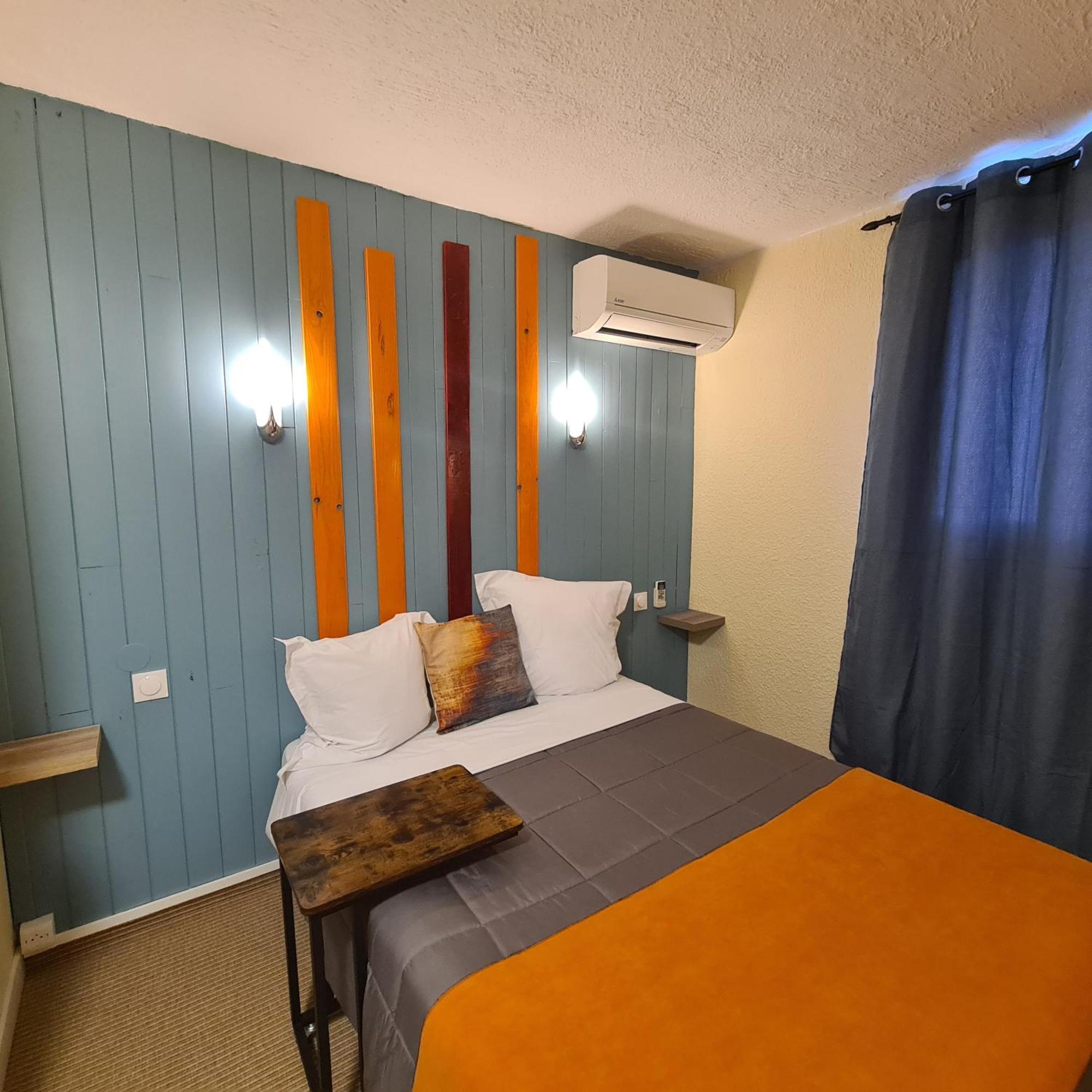 Hotel L'Etoile Aeroport - A61 Καρκασόν Εξωτερικό φωτογραφία